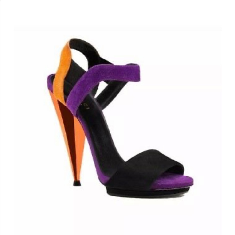 New Authentic Gucci Liberty sandals-size 7.5 US